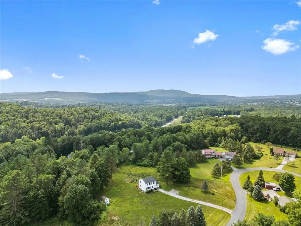 16 Rowland Road Fairfax VT 05454
