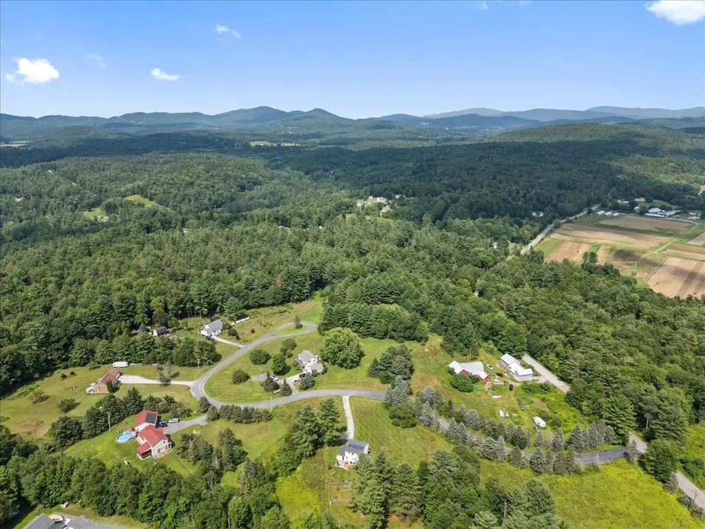 16 Rowland Road Fairfax VT 05454