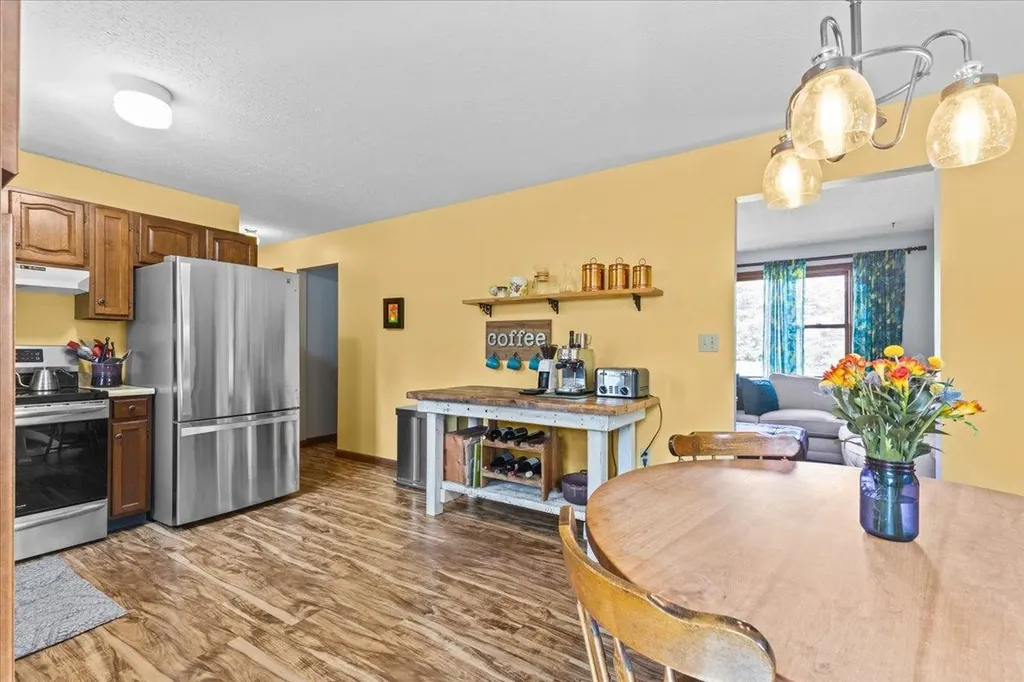 16 Rowland Road Fairfax VT 05454
