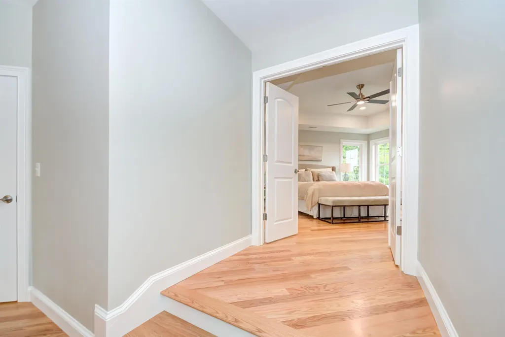 16 Nirvana Drive Salem NH 03079