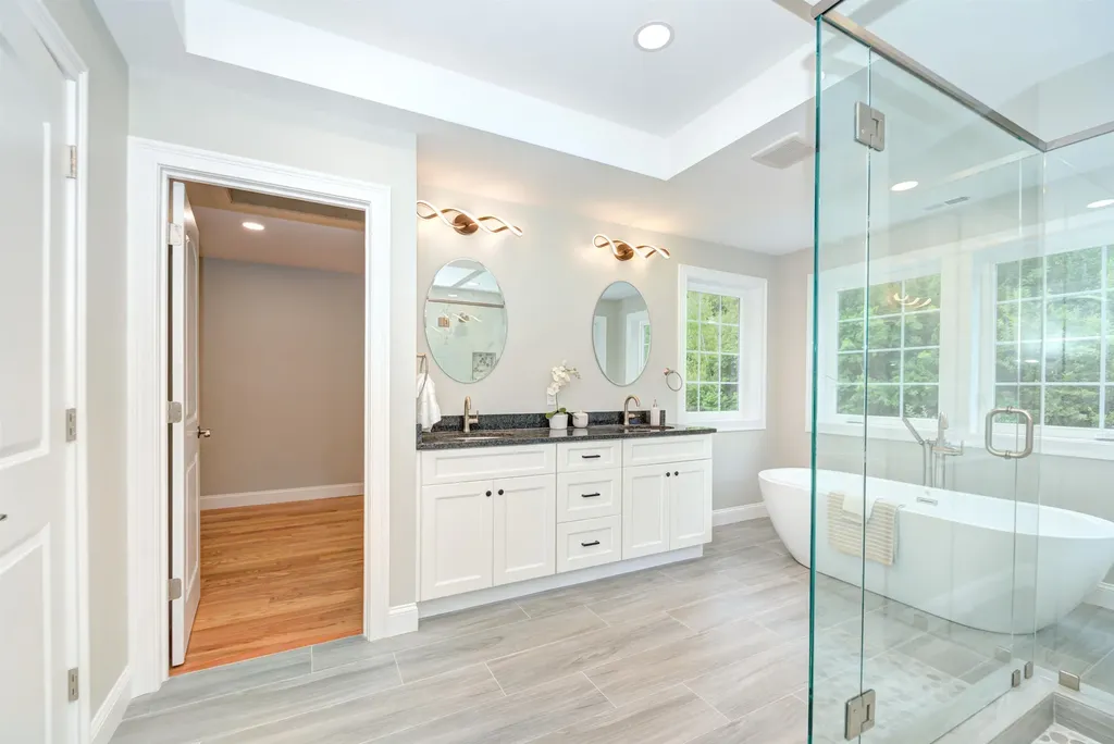 16 Nirvana Drive Salem NH 03079