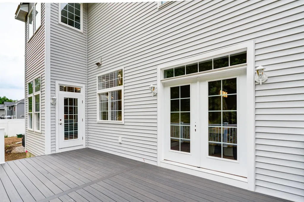 16 Nirvana Drive Salem NH 03079