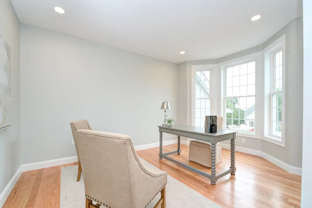 16 Nirvana Drive Salem NH 03079