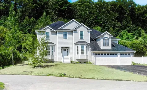 16 Nirvana Drive Salem NH 03079