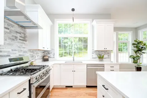 16 Nirvana Drive Salem NH 03079