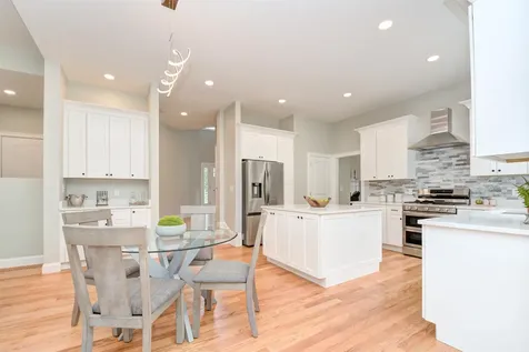 16 Nirvana Drive Salem NH 03079