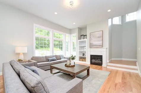 16 Nirvana Drive Salem NH 03079