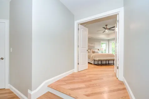 16 Nirvana Drive Salem NH 03079