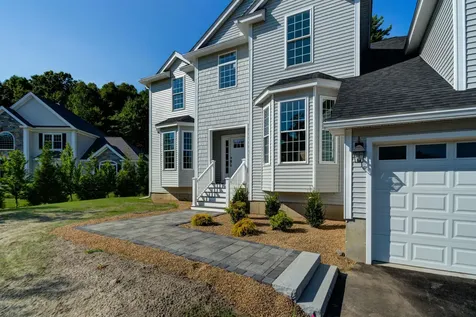 16 Nirvana Drive Salem NH 03079