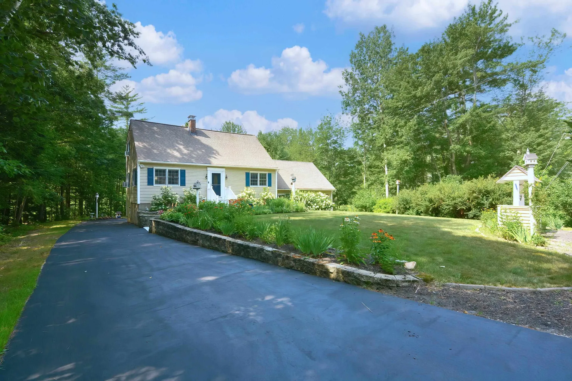 391 Whitehall Road Hooksett NH 03106