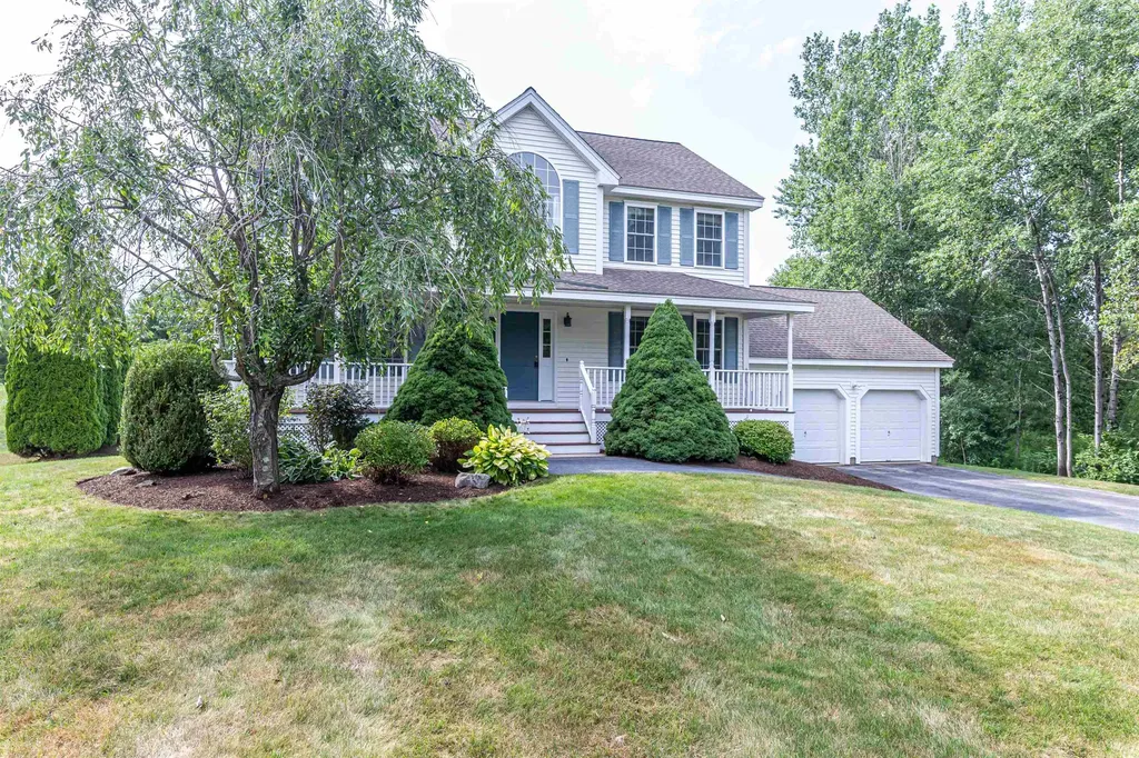 6 Cherrywood Drive Nashua NH 03062