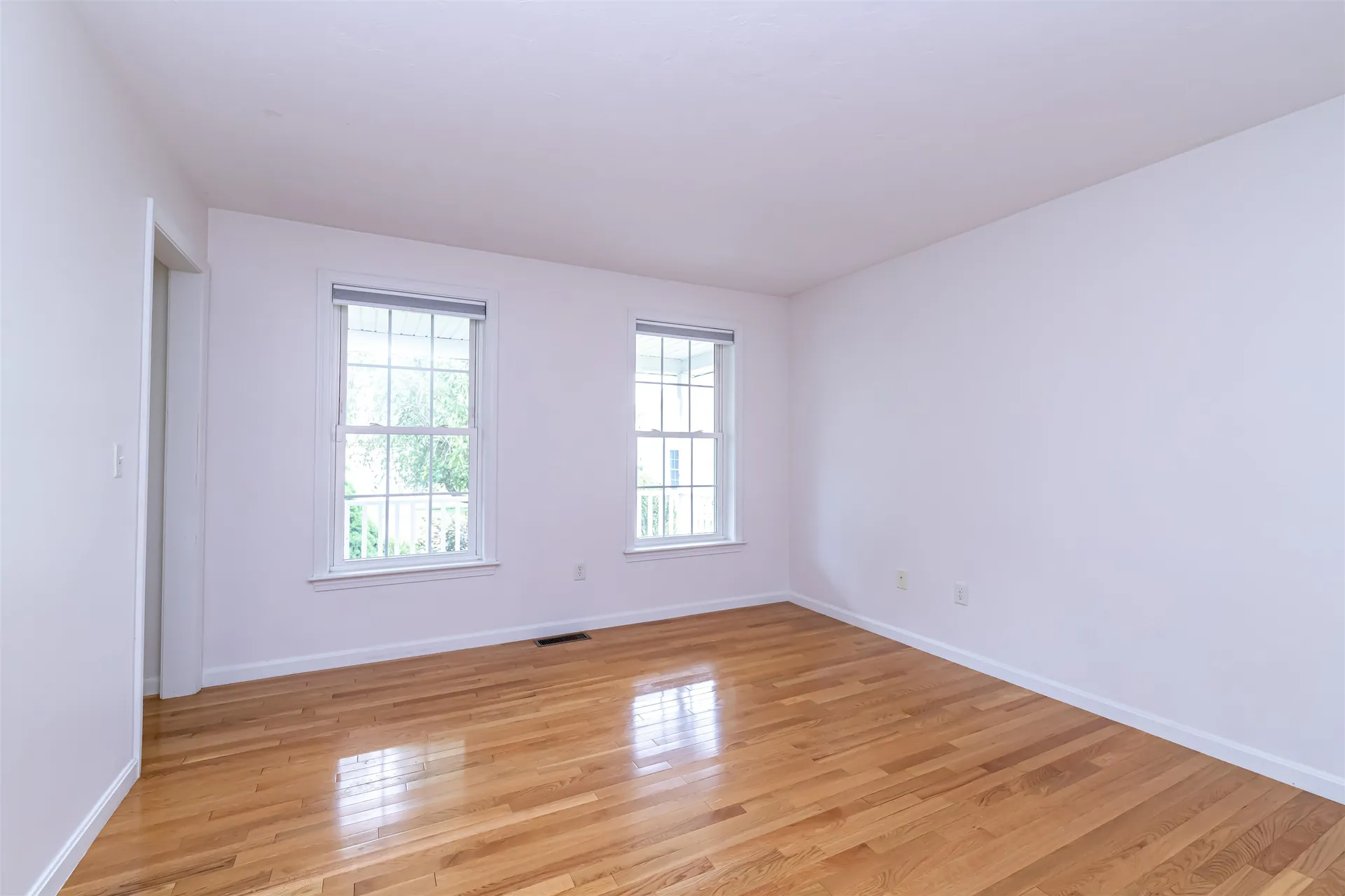 6 Cherrywood Drive Nashua NH 03062