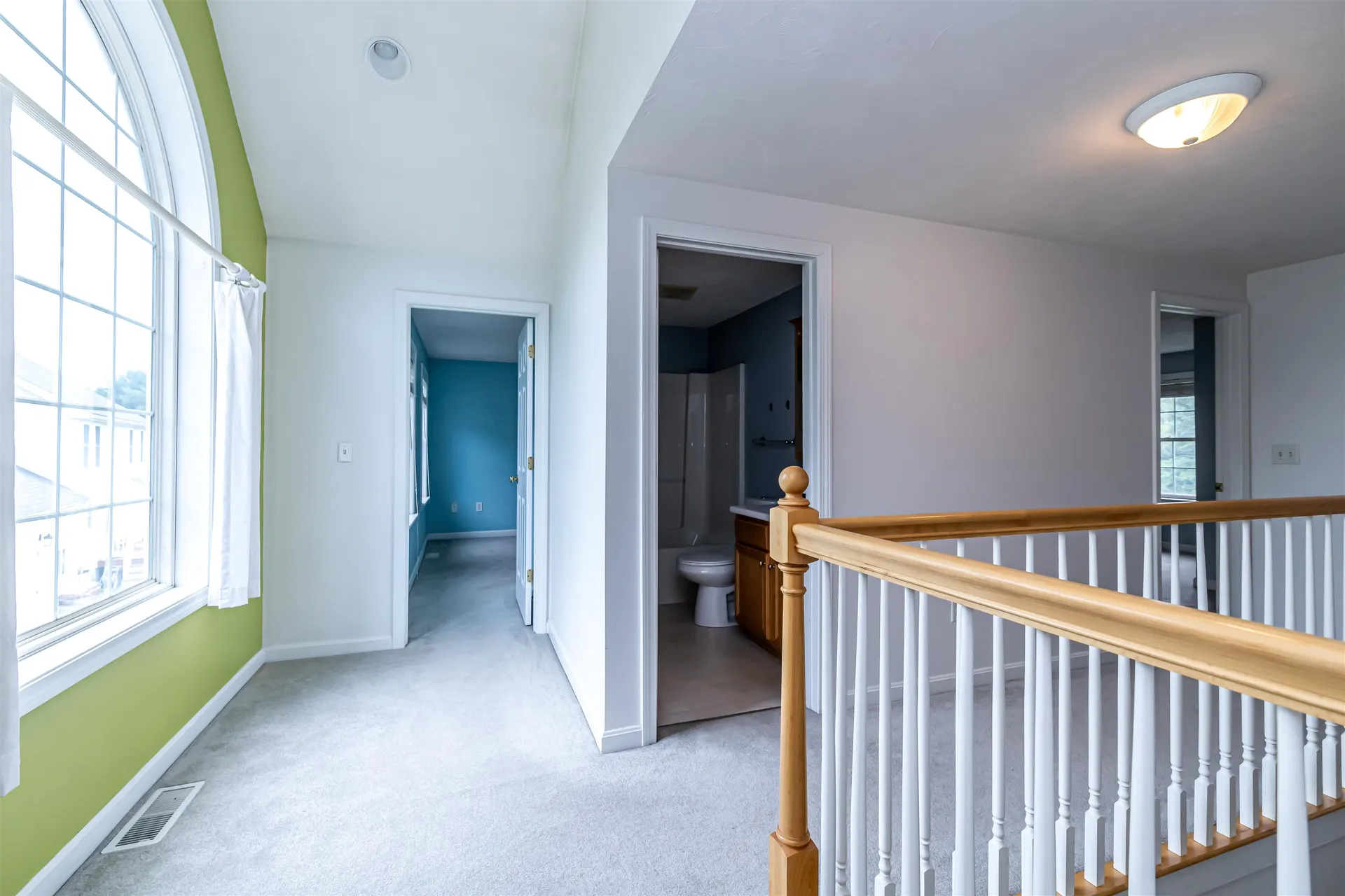 6 Cherrywood Drive Nashua NH 03062