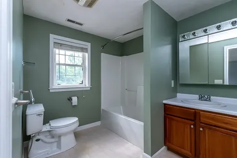6 Cherrywood Drive Nashua NH 03062
