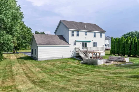 6 Cherrywood Drive Nashua NH 03062