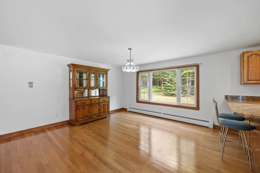 47 Dale Road Sandwich NH 03227