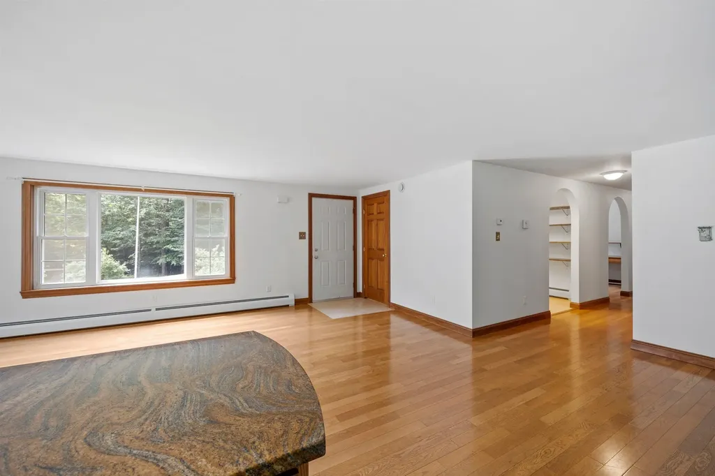 47 Dale Road Sandwich NH 03227