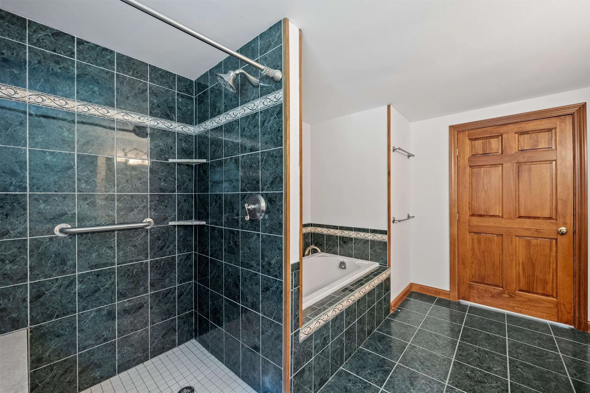 47 Dale Road Sandwich NH 03227