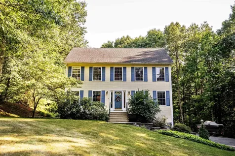 6 Emerald Drive Salem NH 03079