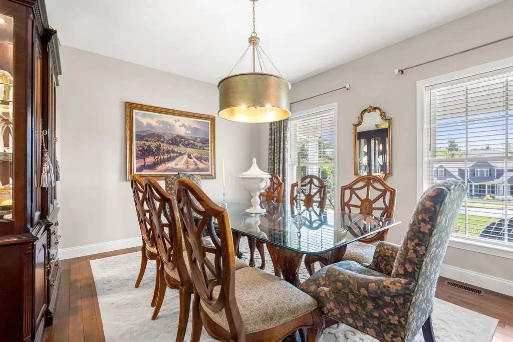 14 Churchill Drive Hooksett NH 03106