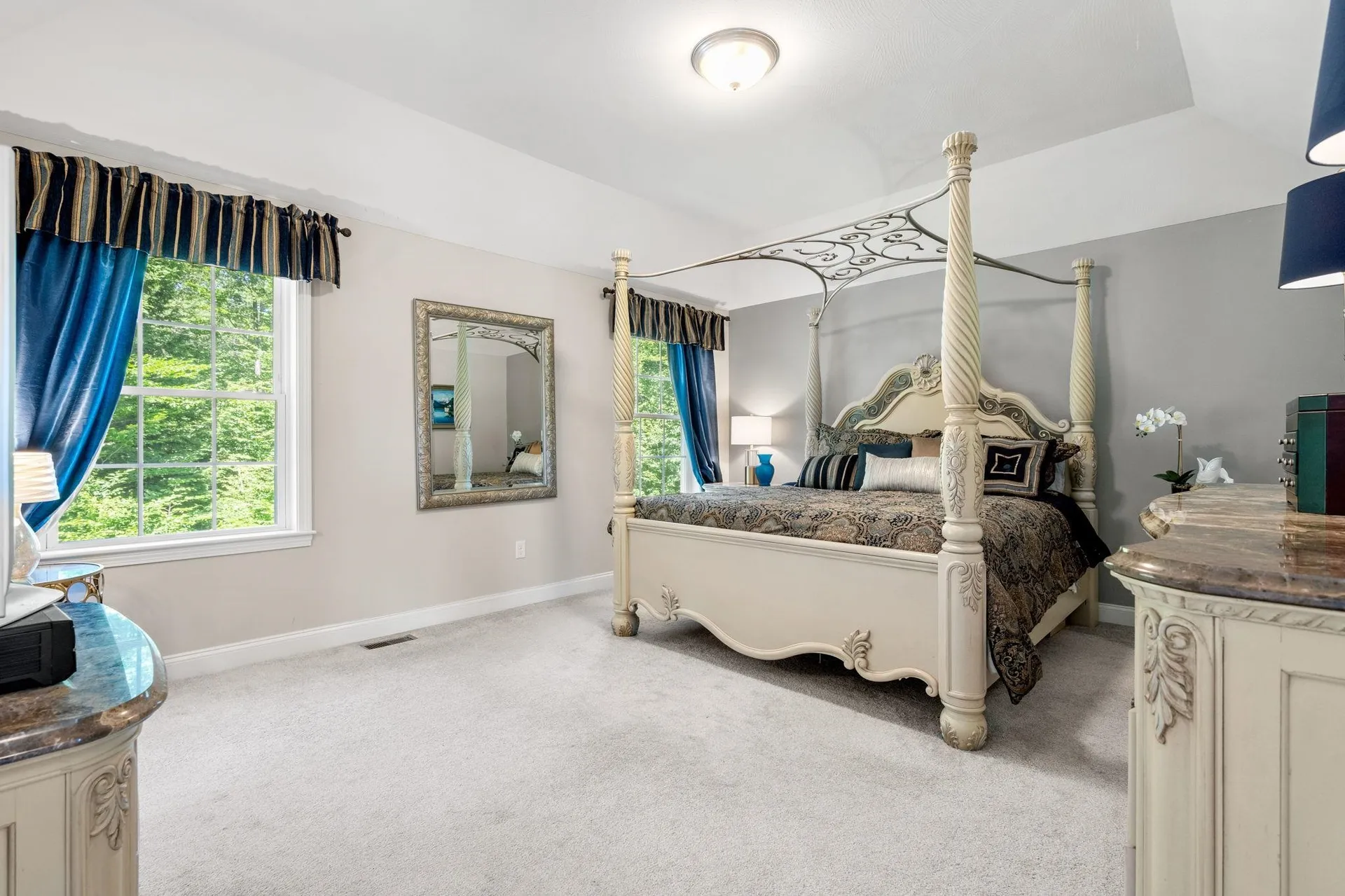14 Churchill Drive Hooksett NH 03106