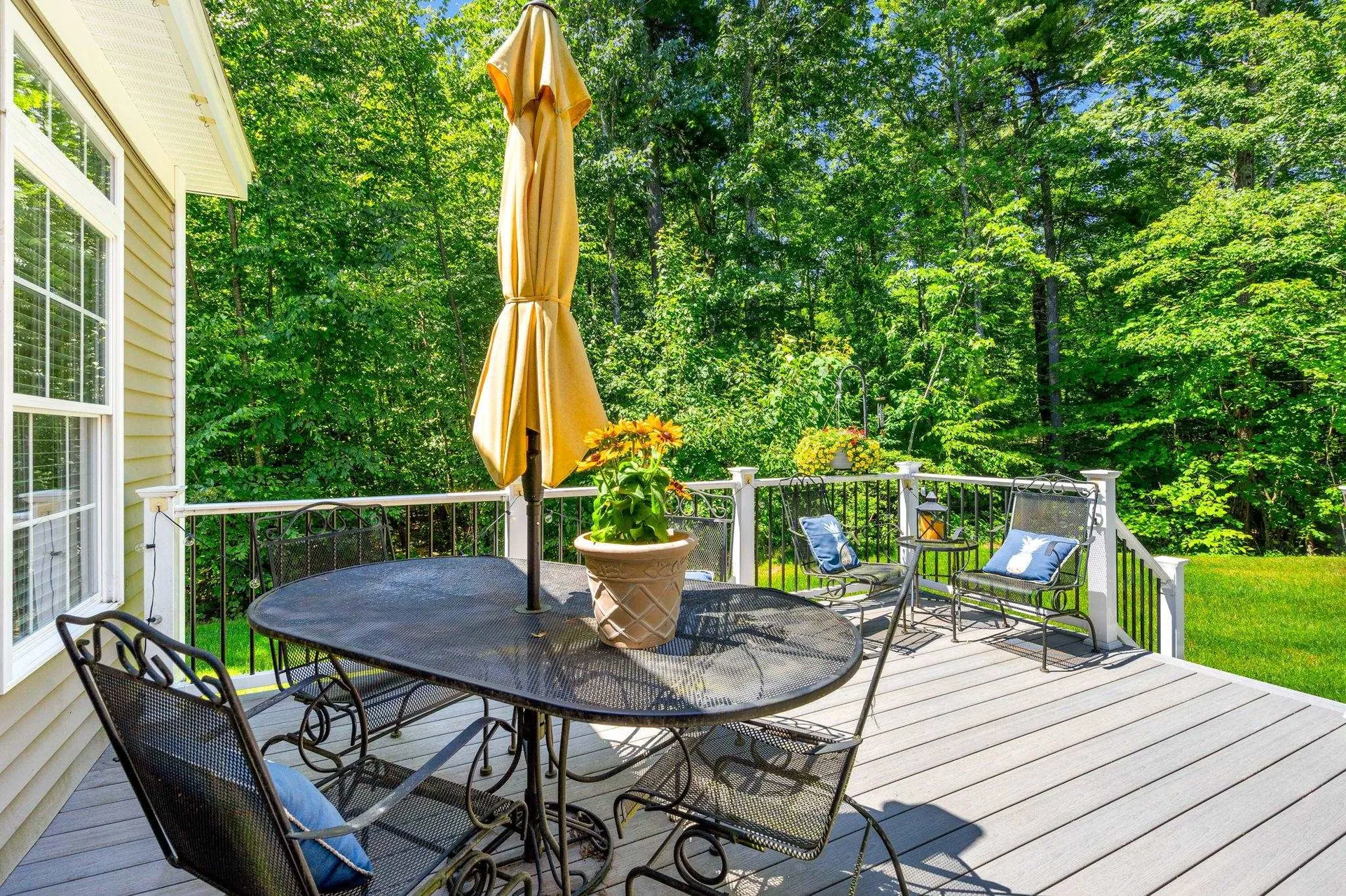 14 Churchill Drive Hooksett NH 03106