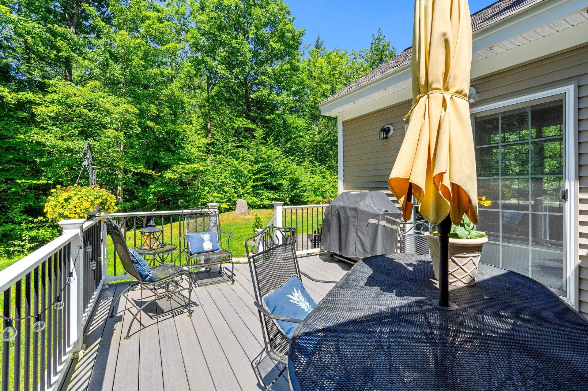 14 Churchill Drive Hooksett NH 03106