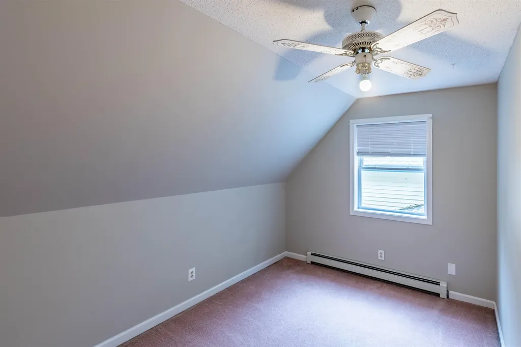 42 Arron Road Piermont NH 03779