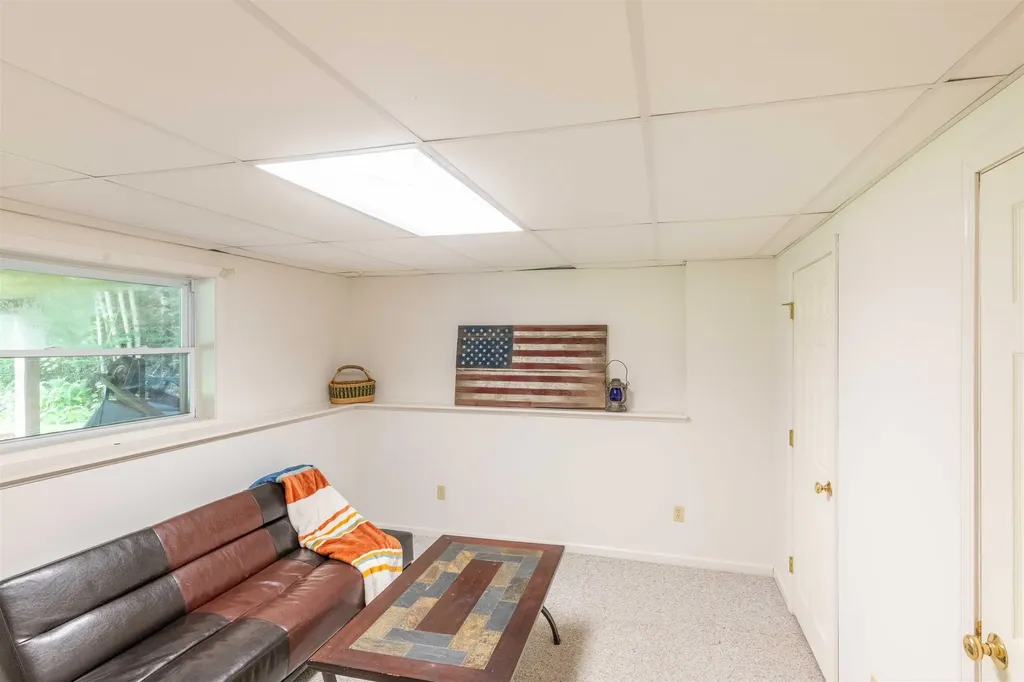 42 Arron Road Piermont NH 03779