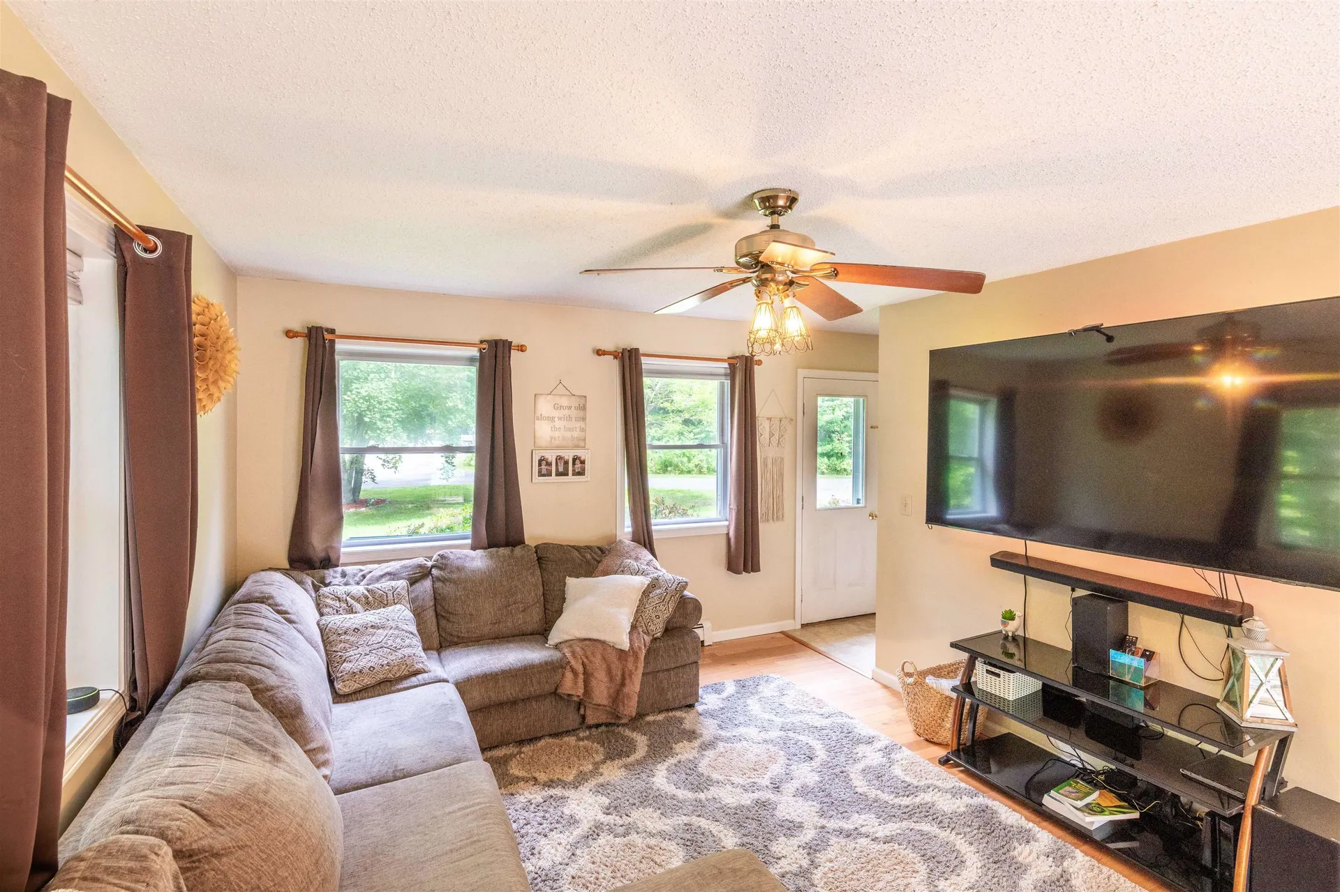 42 Arron Road Piermont NH 03779