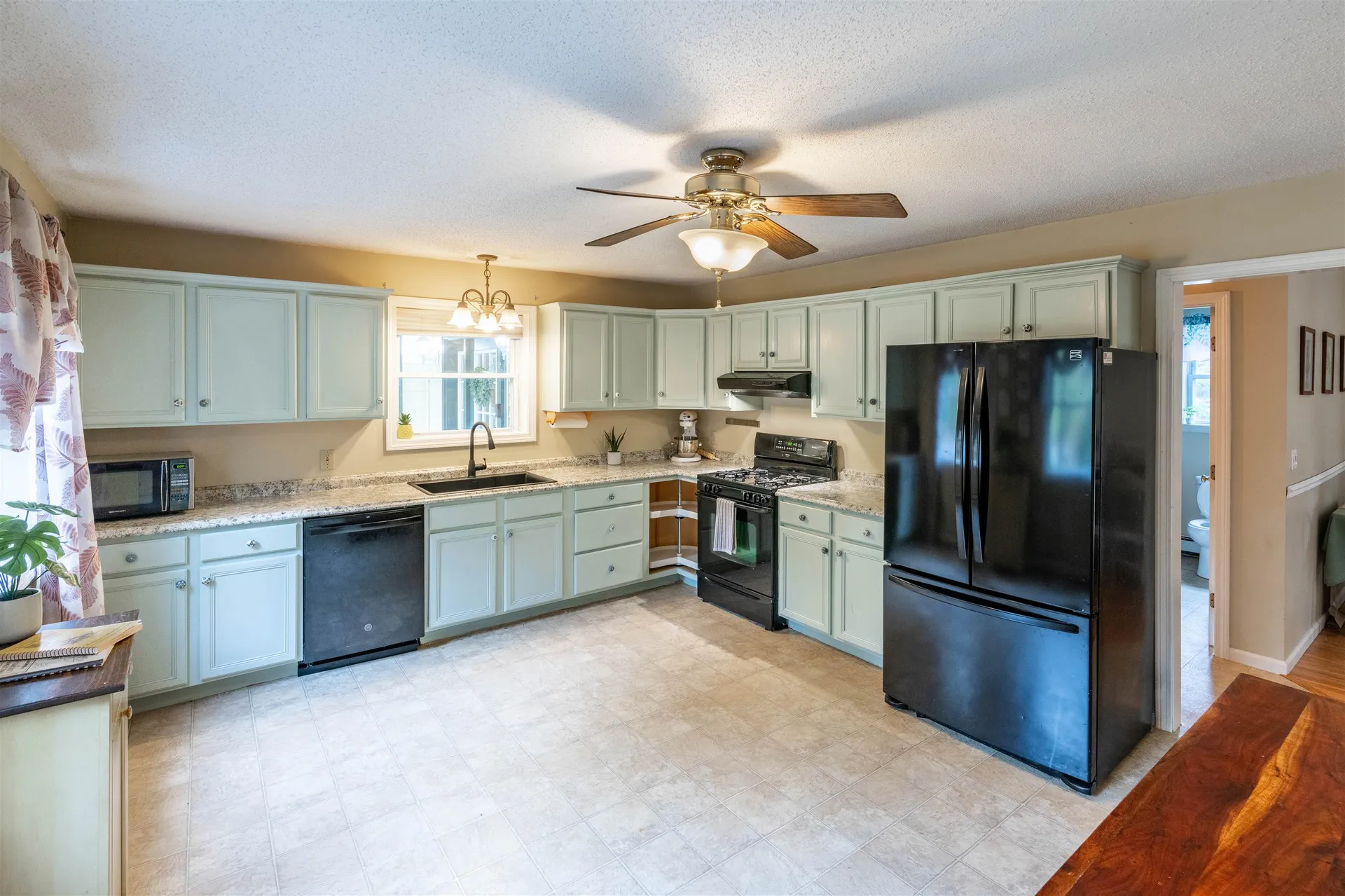 42 Arron Road Piermont NH 03779