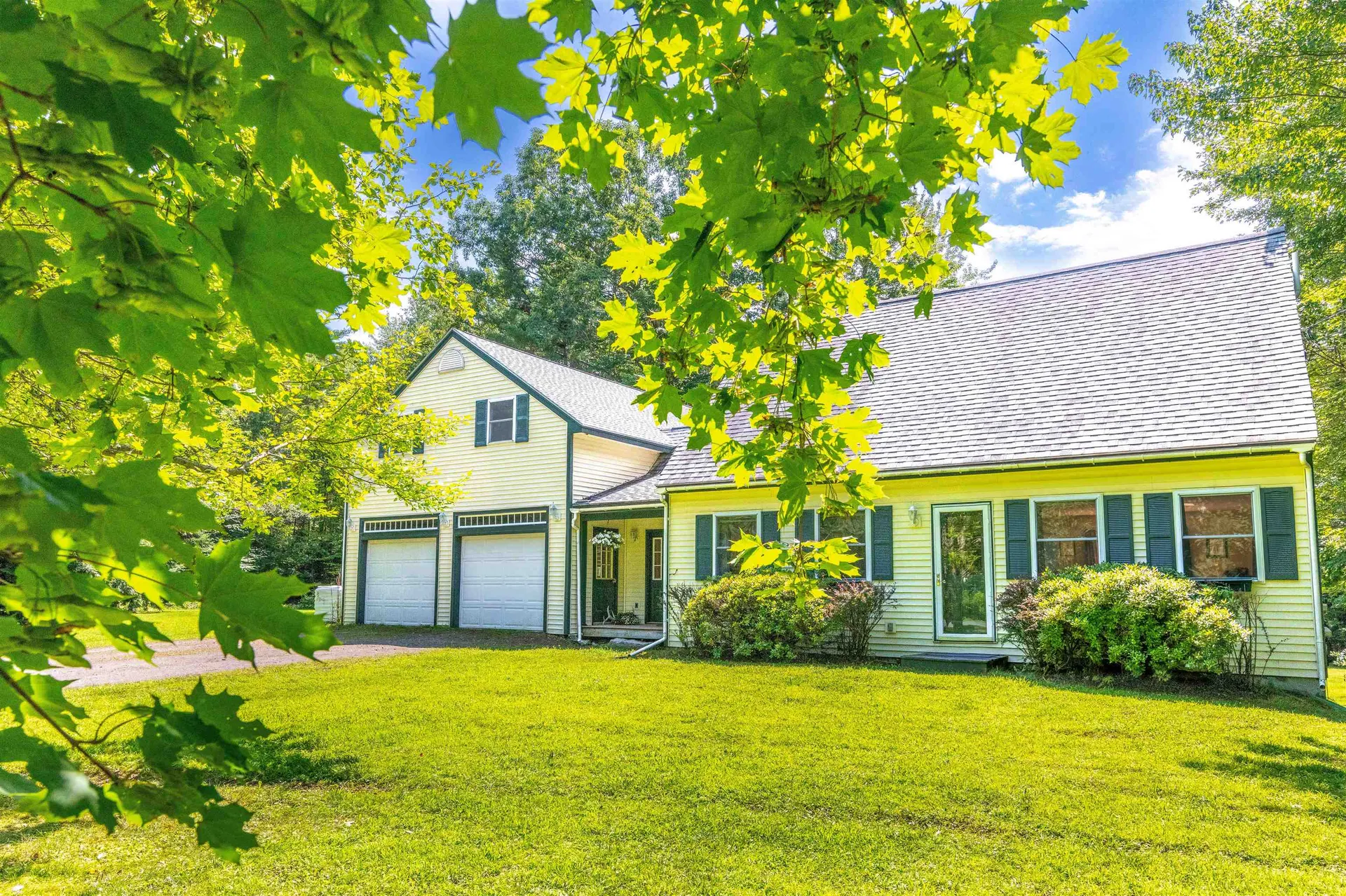 42 Arron Road Piermont NH 03779