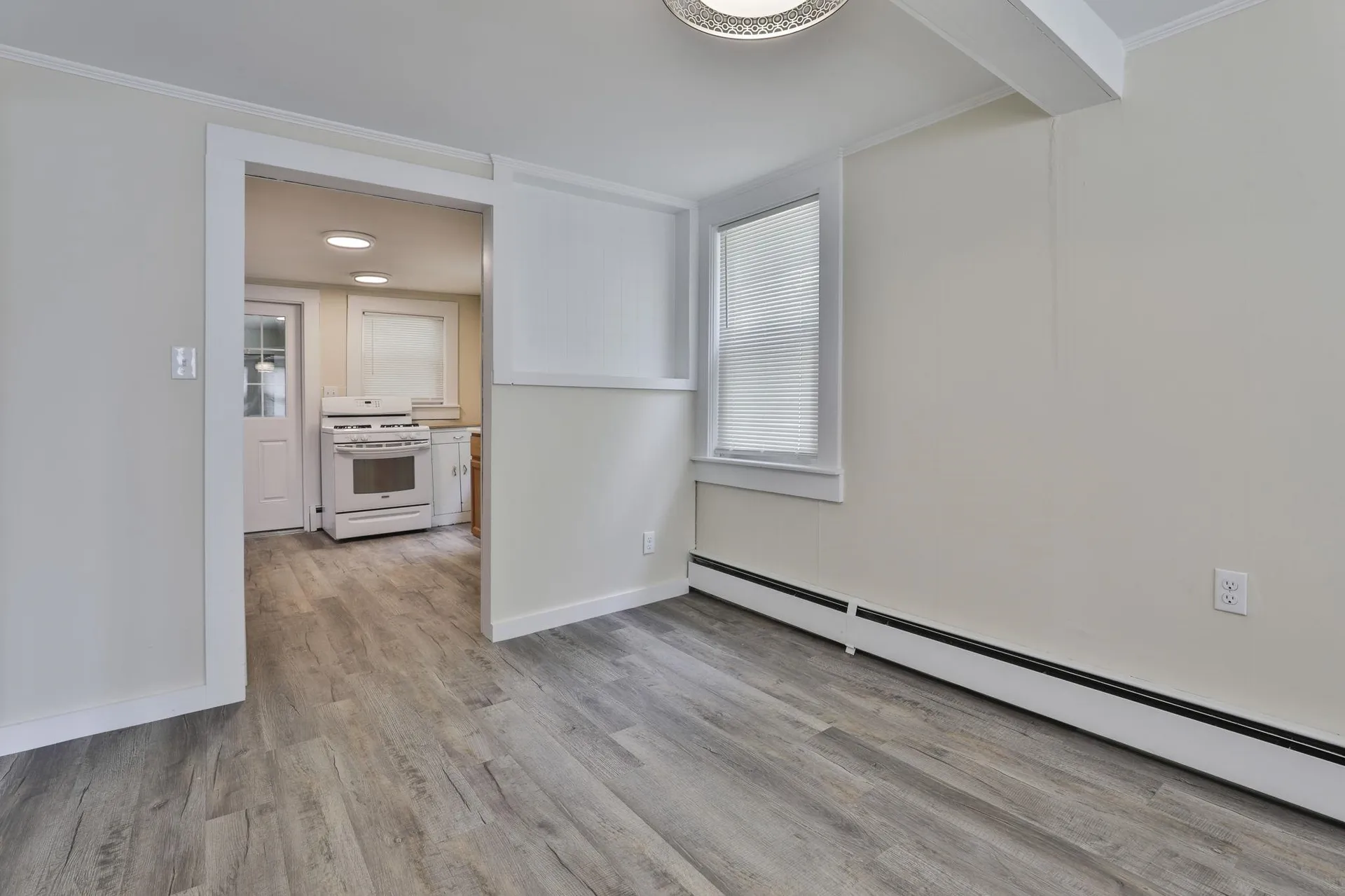 166 Rockingham Road Auburn NH 03032