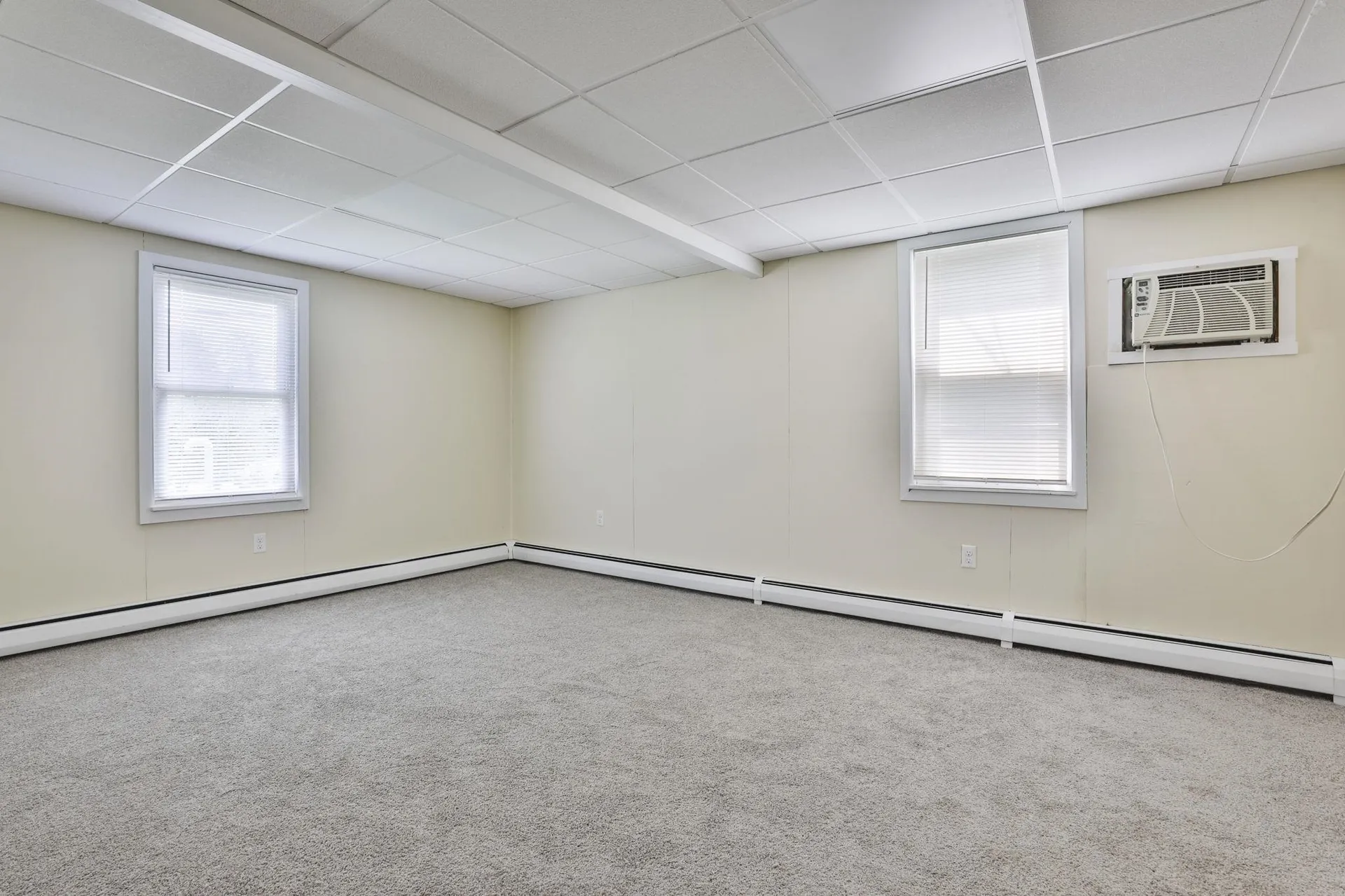 166 Rockingham Road Auburn NH 03032
