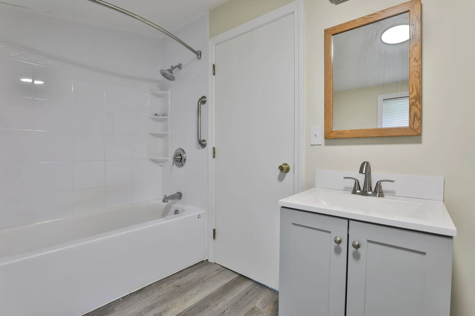 166 Rockingham Road Auburn NH 03032