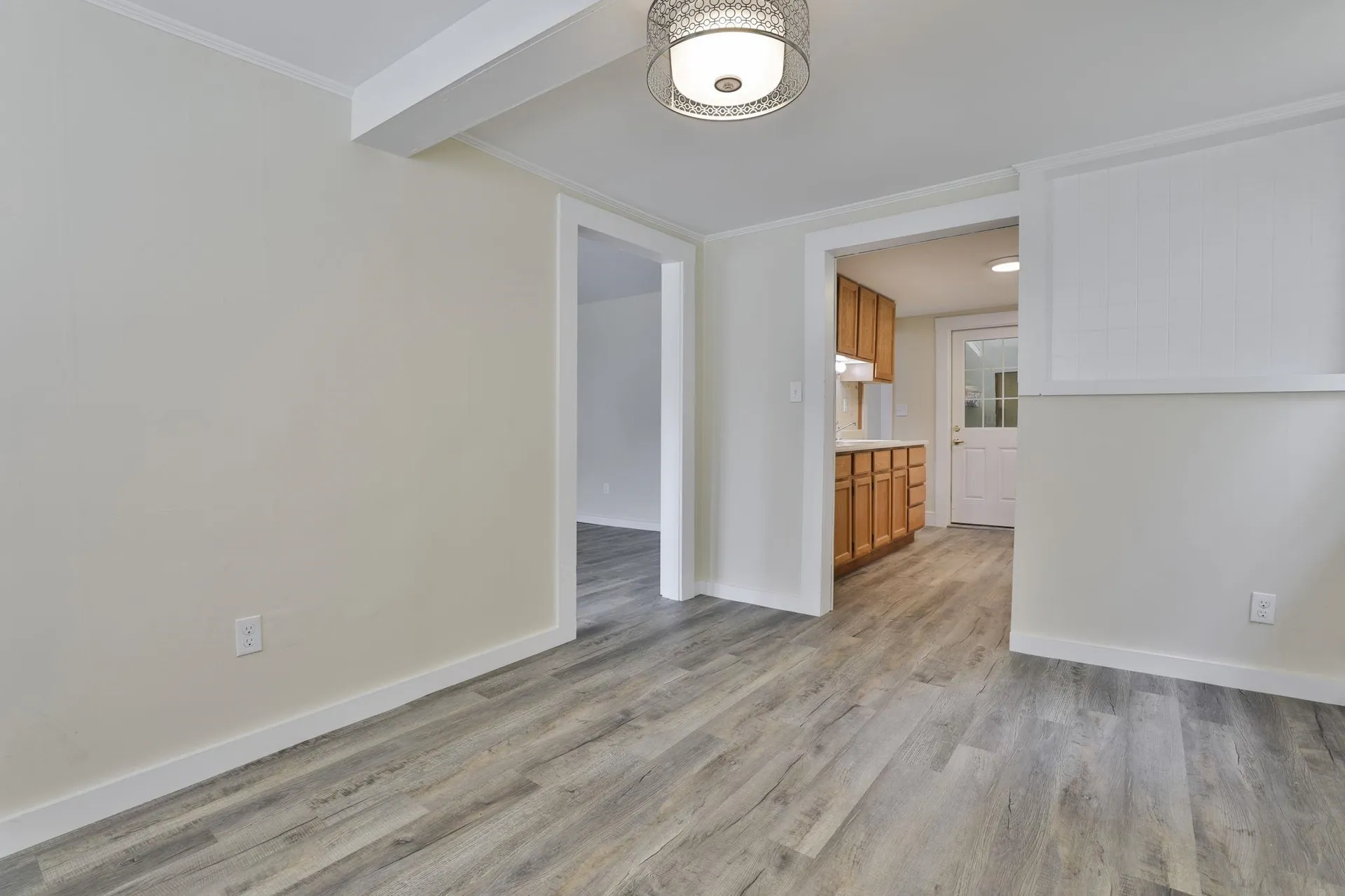 166 Rockingham Road Auburn NH 03032