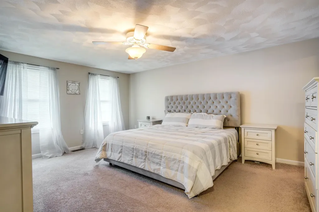 60 Nathaniel Drive Portsmouth NH 03801