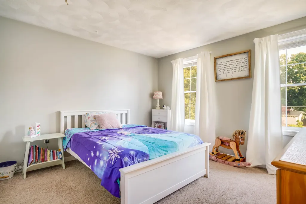 60 Nathaniel Drive Portsmouth NH 03801