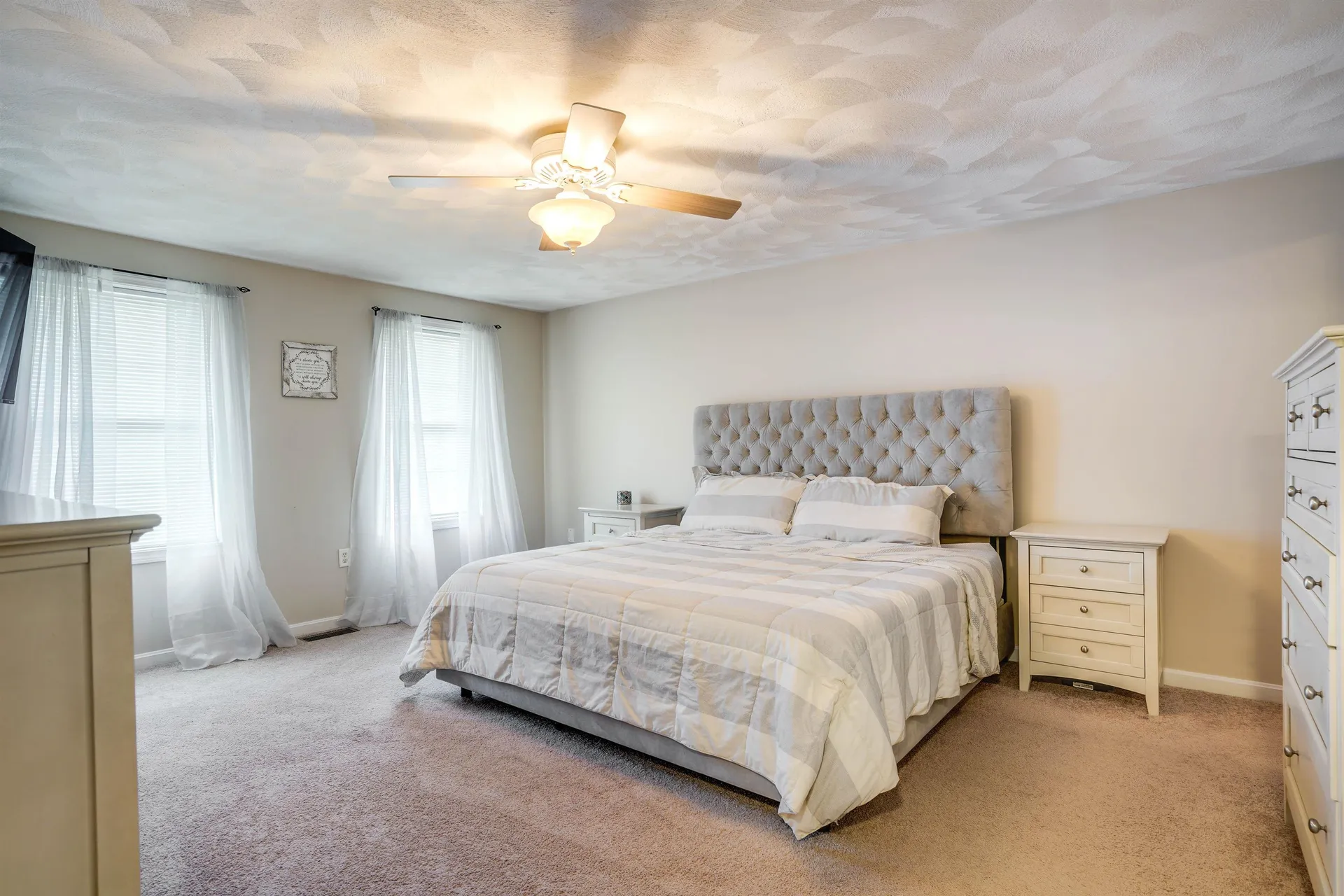 60 Nathaniel Drive Portsmouth NH 03801