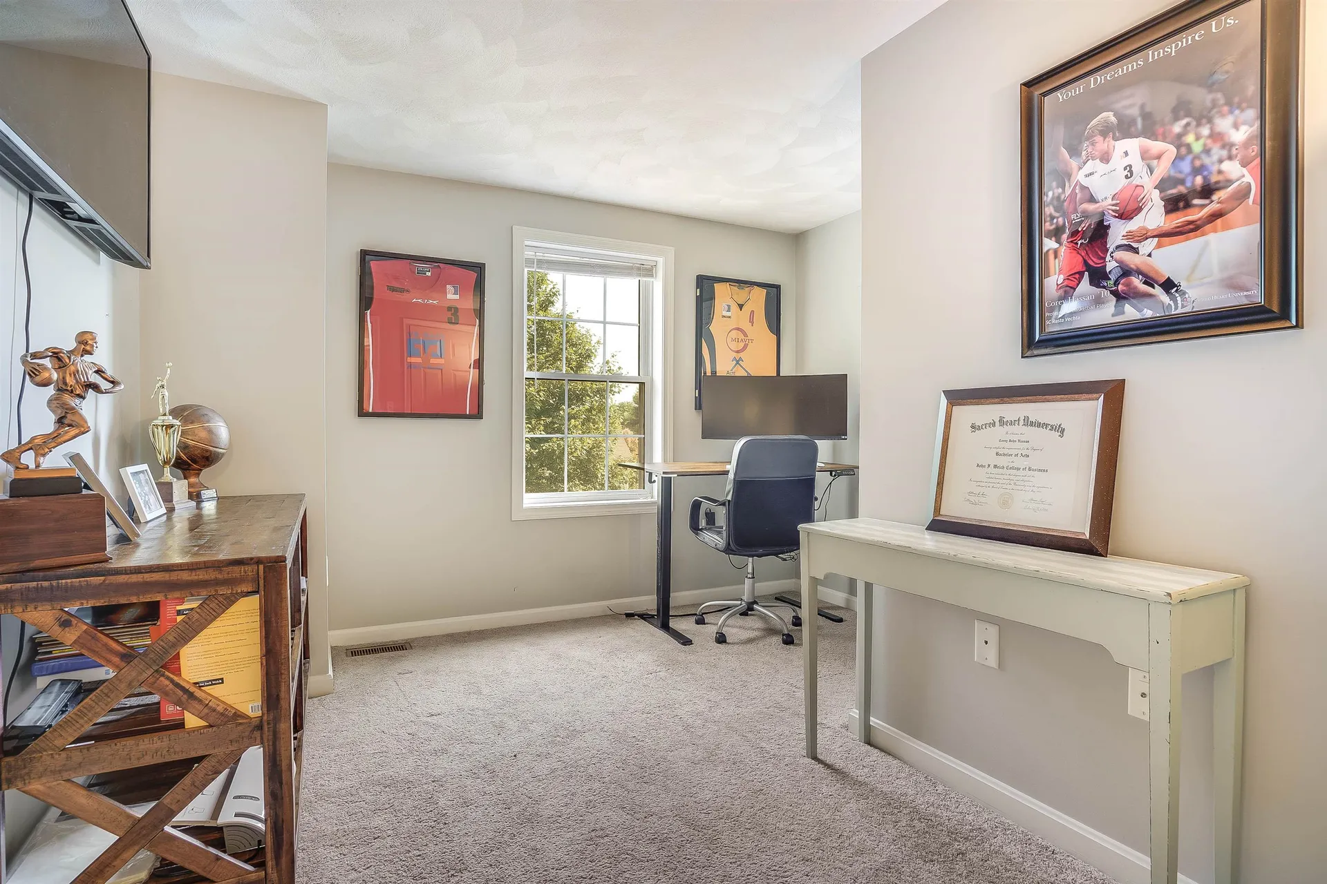 60 Nathaniel Drive Portsmouth NH 03801
