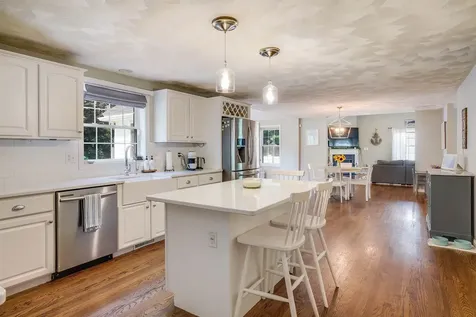 60 Nathaniel Drive Portsmouth NH 03801