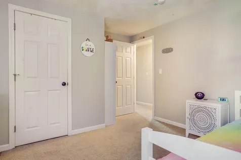 60 Nathaniel Drive Portsmouth NH 03801