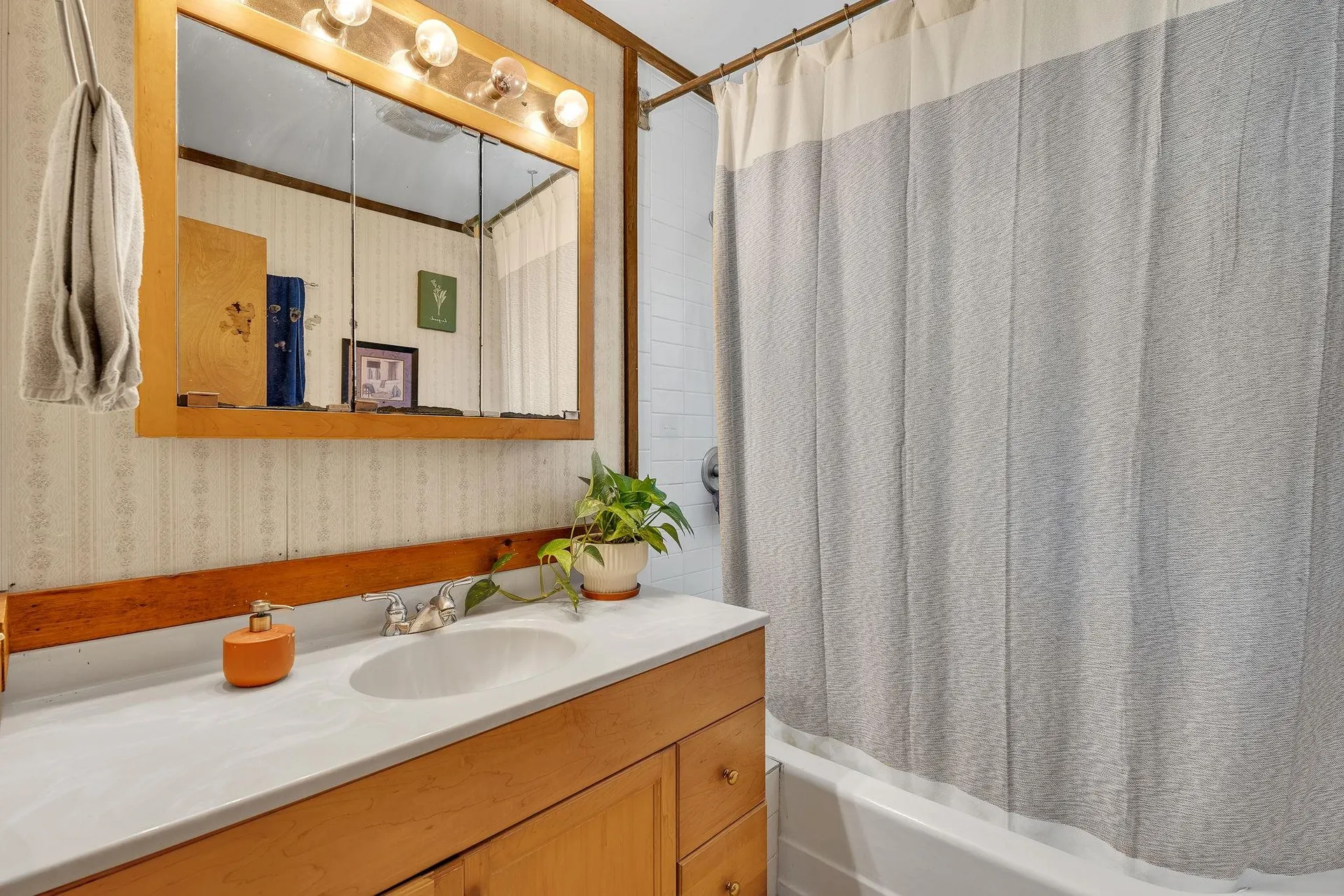 8 Lague Drive Montpelier VT 05602