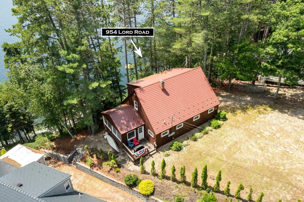 954 Lord Road Wakefield NH 03872
