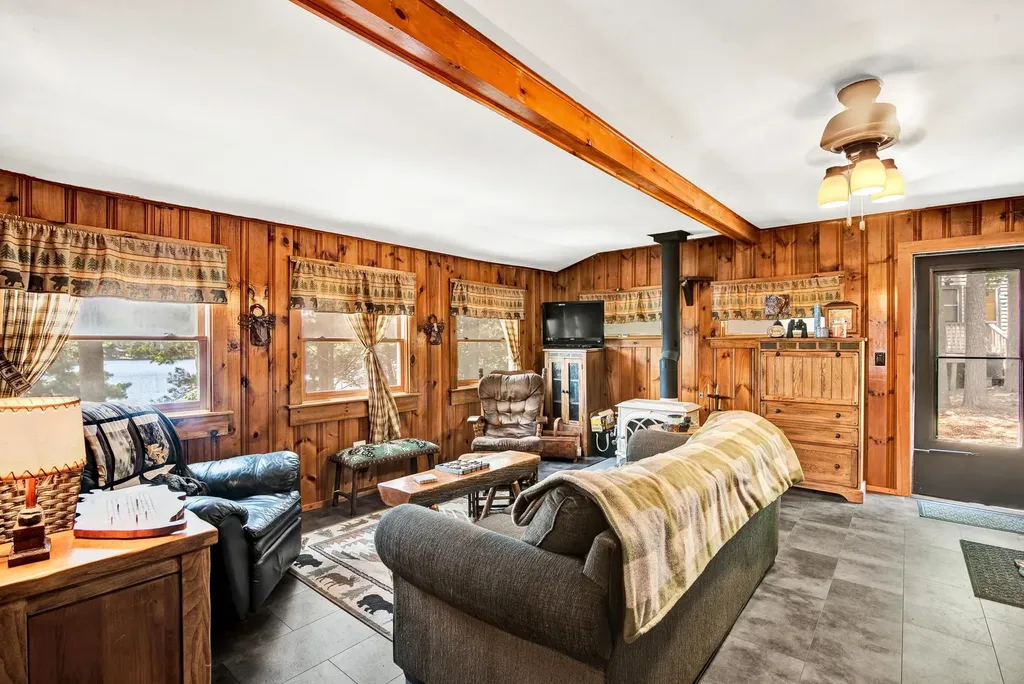 954 Lord Road Wakefield NH 03872