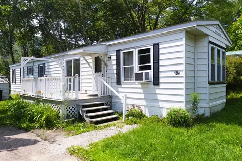 19 West Street Bolton VT 05676