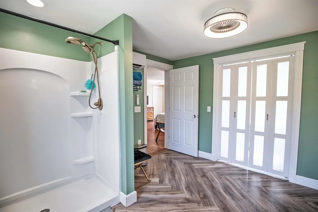 177 Sandown Road Chester NH 03036