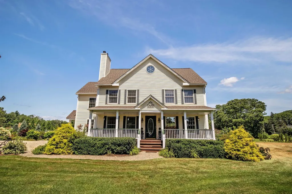 177 Sandown Road Chester NH 03036