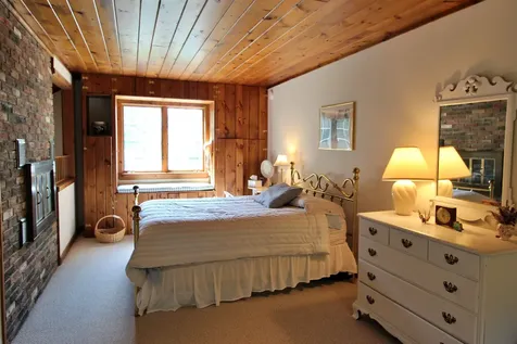 194 Lighthouse Point Road Isle La Motte VT 05463