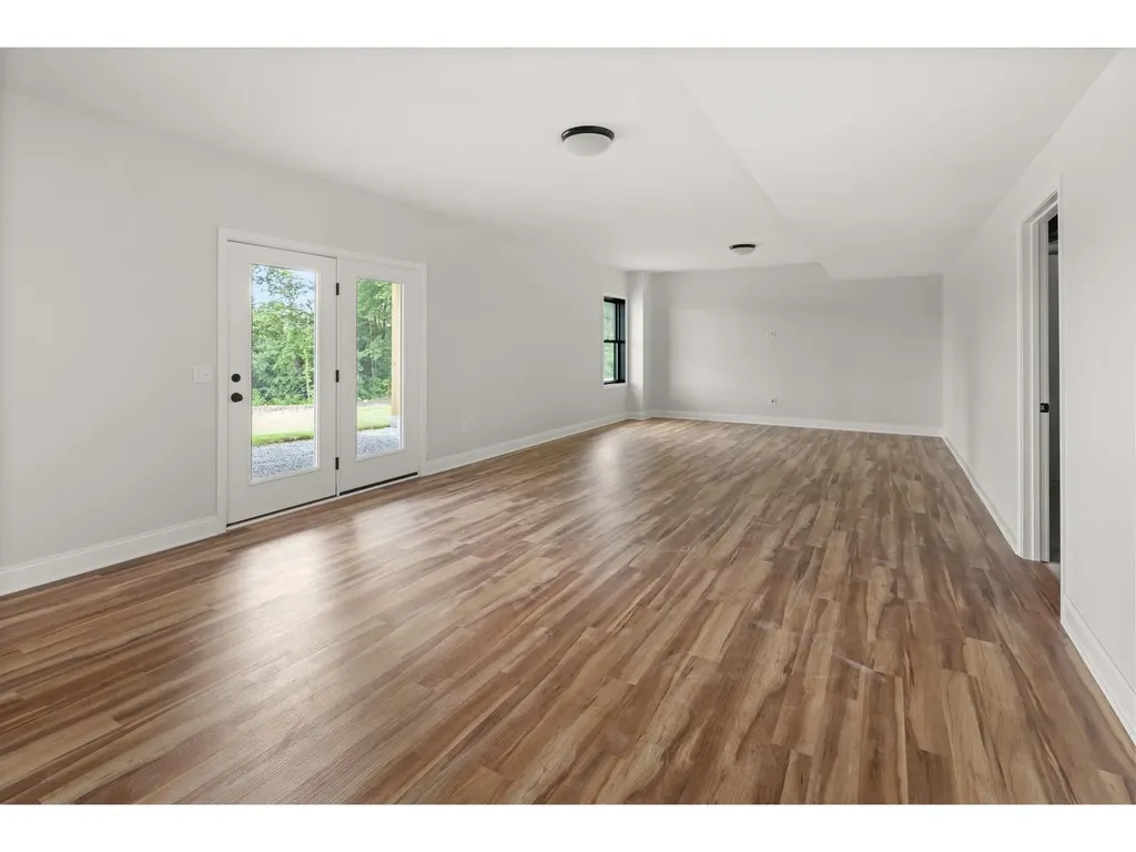 51 Barn Road South Burlington VT 05403